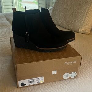 Dr. Scholl's Women's Black Ankle Booties